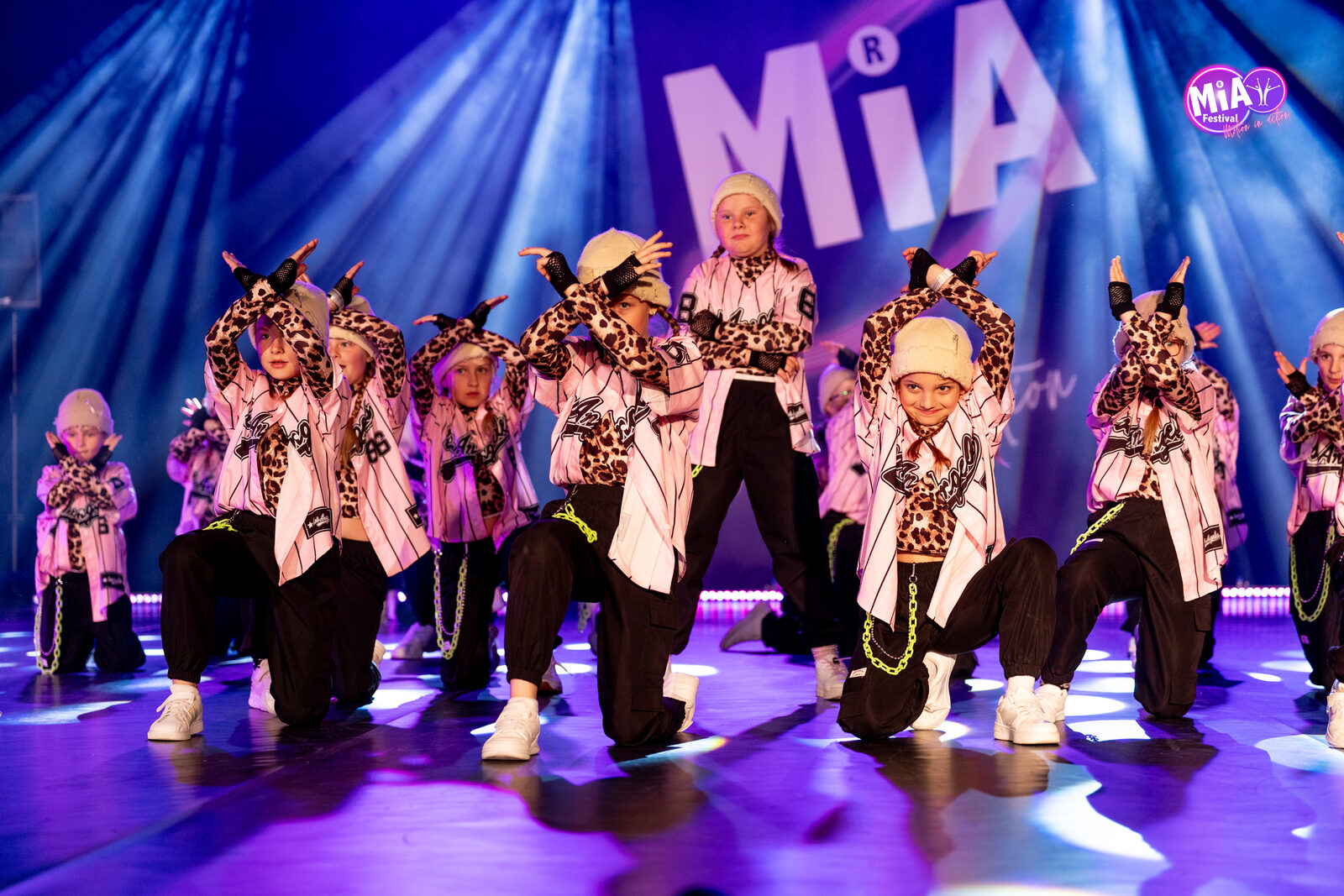 Spicy Bubbliz — Sanny Dance Company